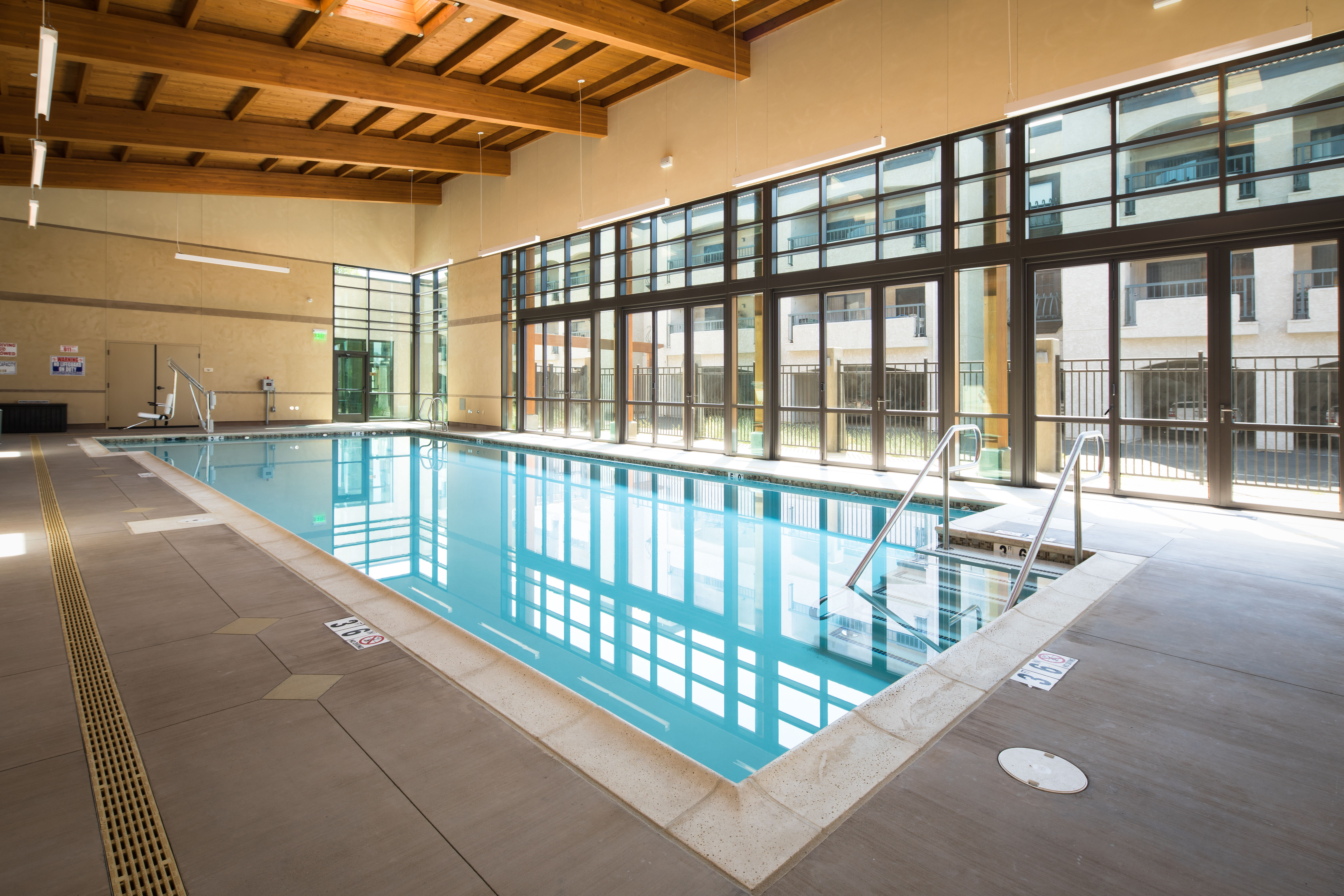 CasadelasCampanasPool